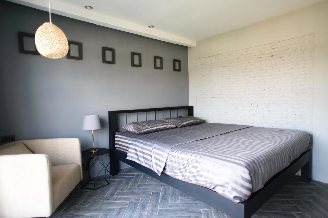 87 Oldtown At River Pier 방콕 외부 사진